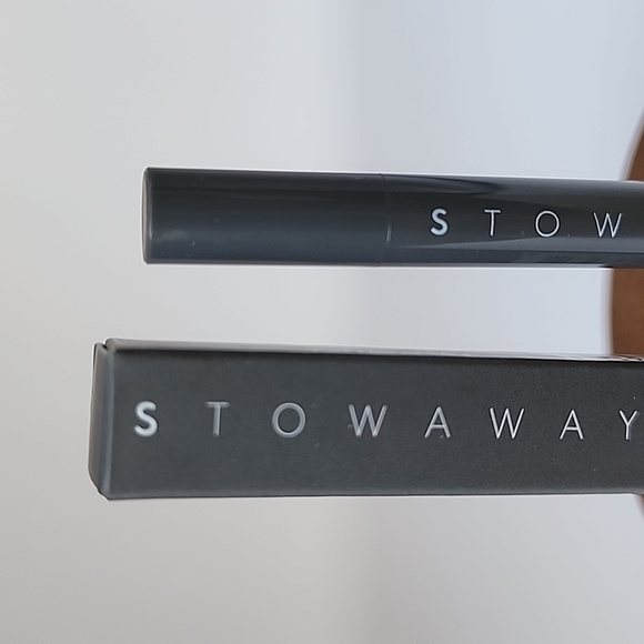 Stowaway Effortless Eyeliner - Spice .005 oz Travel Eyeliner - Picture 3 of 10
